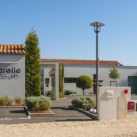 Hotel-Restaurant L'Aquarelle Breuillet  Buitenkant foto